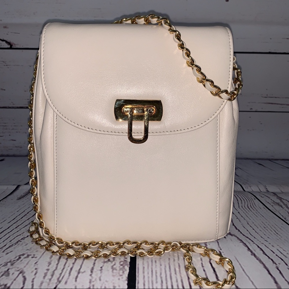 Giani Bernini White Bag
